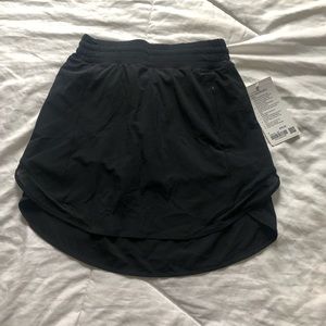 Lululemon’s Hotty Hot HR skirt *long